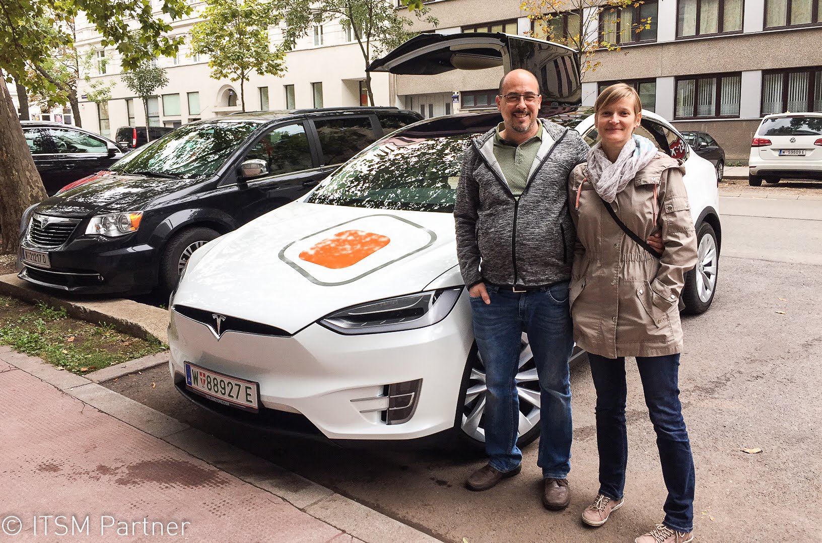 ein Gewinner des TESLA Tages © ITSM Partner ein Gewinner mit dem ITSM Partner TESLA Model X
